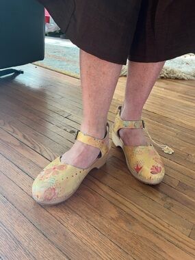 Gudrun Sjoden Yellow Floral Leather Mary Jane Clogs